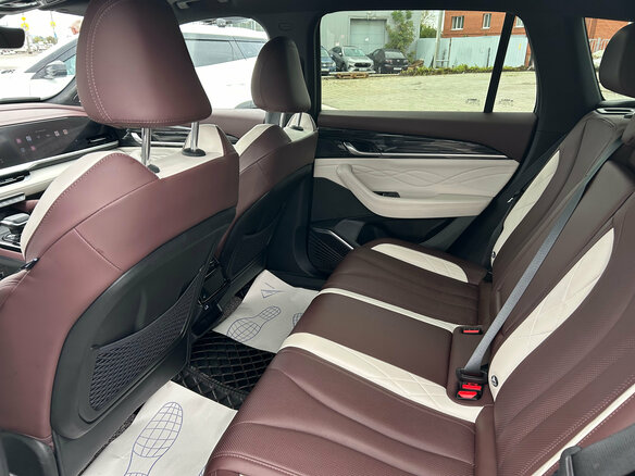 2023 Geely Monjaro (Xingyue L) I, белый, 3290000 рублей - вид 18