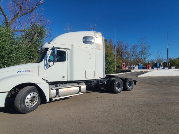 2004 Freightliner Columbia, белый, 1300000 рублей - вид 5