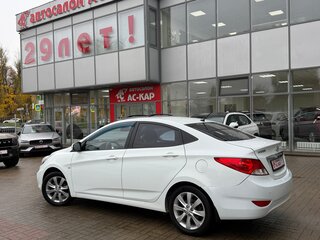 2012 Hyundai Solaris I, белый, 625000 рублей, вид 3
