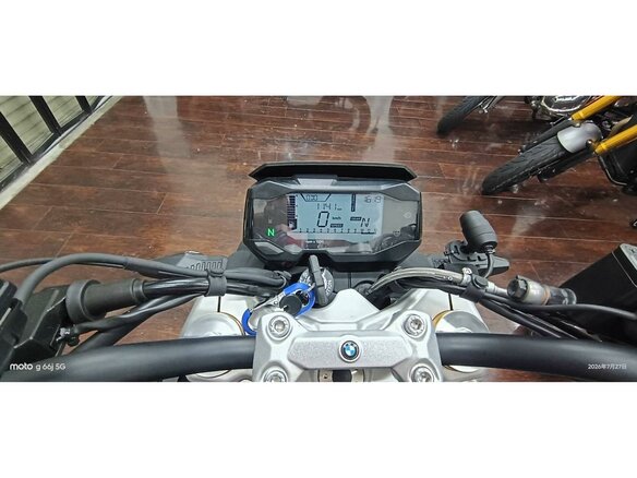 2025 BMW G 310 R, чёрный, 595000 рублей - вид 6