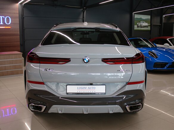 2025 BMW X6 40i III (G06) Рестайлинг, чёрный, 13890000 рублей - вид 3