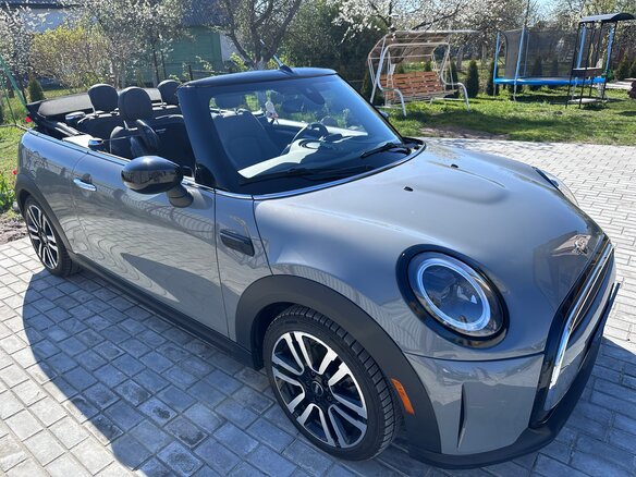 2021 Mini Cabrio Cooper III Рестайлинг 2, серый, 2350000 рублей - вид 2