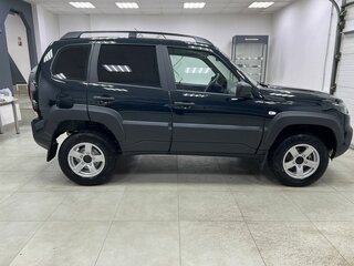 2026 Lada (ВАЗ) Niva Travel I Рестайлинг, зелёный, 1631900 рублей, вид 4