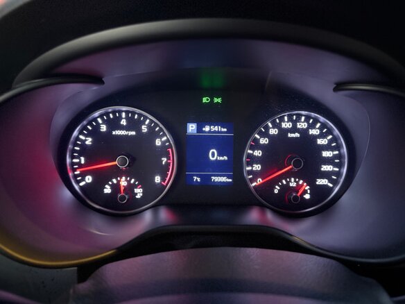 2019 Kia Rio X-Line IV, белый, 1800000 рублей - вид 9