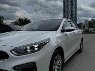 2021 Kia Cerato IV, белый, 2100000 рублей, вид 3