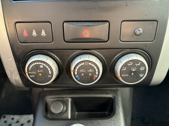 2011 Nissan X-Trail II Рестайлинг, чёрный - вид 14