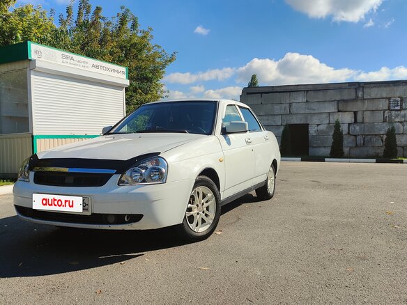 2009 Lada (ВАЗ) Priora I, белый, 200000 рублей