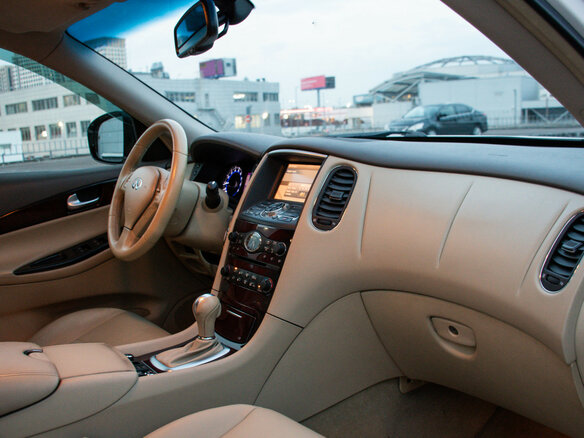 2013 Infiniti EX25 I (J50), белый, 1477000 рублей - вид 10