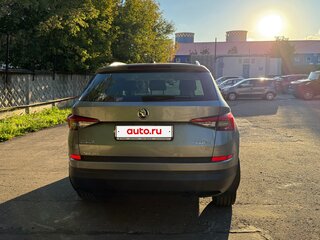 2017 Skoda Kodiaq I, серый, 2980000 рублей, вид 3
