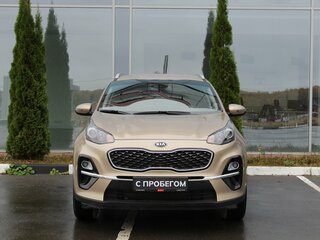 2018 Kia Sportage IV Рестайлинг, золотистый, 1930000 рублей, вид 2