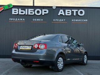 2008 Volkswagen Jetta V, серый, 575000 рублей, вид 2