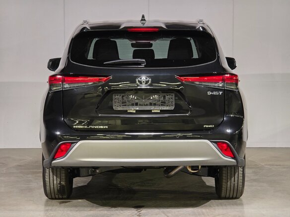 2026 Toyota Highlander IV (XU70), чёрный - вид 2