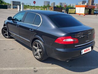 2011 Skoda Superb DSG II, чёрный, 900000 рублей, вид 2