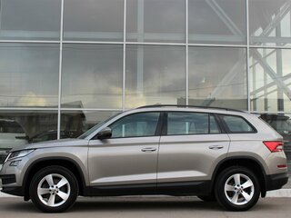 2020 Skoda Kodiaq I, коричневый, 3195000 рублей, вид 2