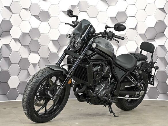 2023 Honda CMX 1100 Rebel, серый, 977000 рублей - вид 1