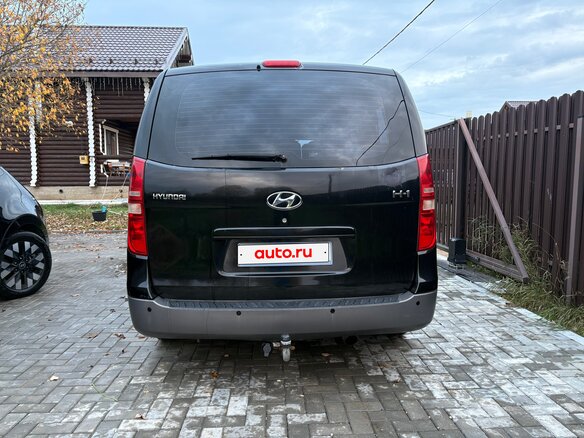 2011 Hyundai H-1 II, чёрный, 1500000 рублей - вид 6