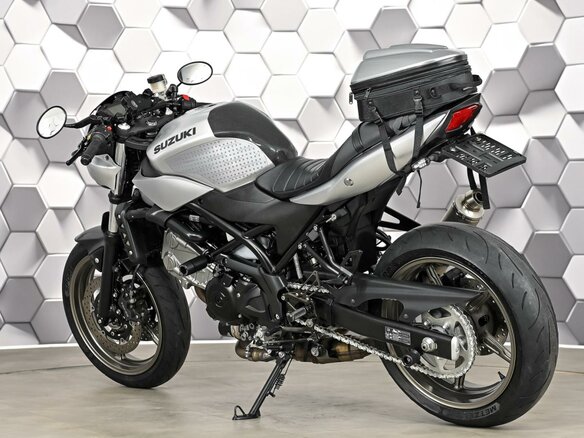 2023 Suzuki SV 650, серебристый, 677000 рублей - вид 7