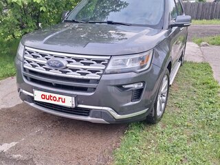 2019 Ford Explorer V Рестайлинг 2, серый, 3500000 рублей, вид 2