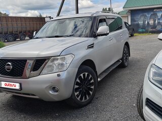 2010 Nissan Patrol VI (Y62), серебристый, 1700000 рублей, вид 1