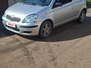 2003 Toyota Yaris I Рестайлинг, серебристый, 300000 рублей, вид 1