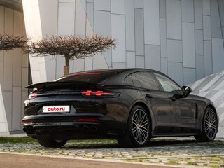 2019 Porsche Panamera GTS II, чёрный, 10200000 рублей, вид 3