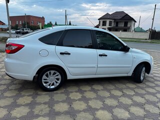 2017 Lada (ВАЗ) Granta I, белый, 650000 рублей, вид 4