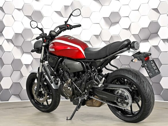 2019 Yamaha XSR700, красный, 615000 рублей - вид 7