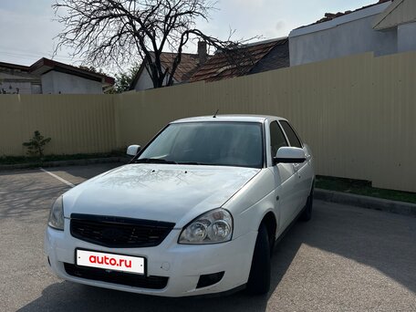 2011 Lada (ВАЗ) Priora I, белый, 380000 рублей, вид 1