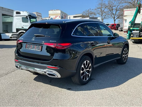 2026 Mercedes-Benz GLC 220 d II (X254), чёрный, 7092275 рублей, вид 5