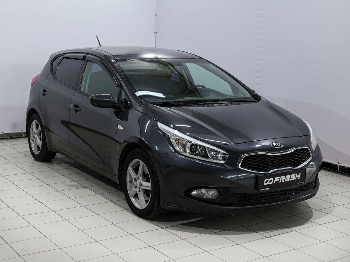 Открыть фотографии: Kia Ceed II