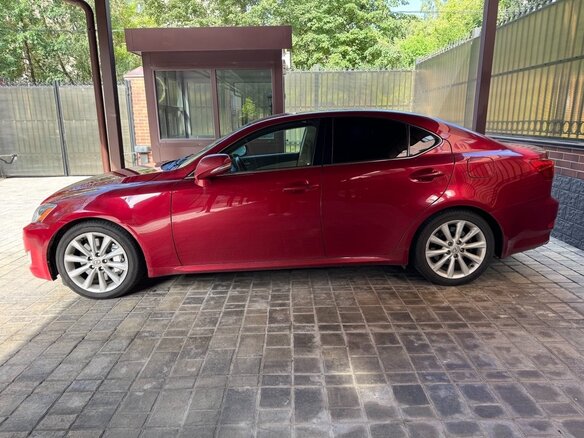 2010 Lexus IS 250 II Рестайлинг, красный, 1600000 рублей - вид 7