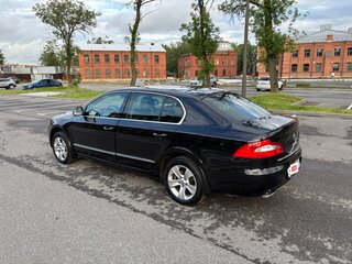 2013 Skoda Superb II, чёрный, 900000 рублей, вид 4