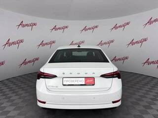 2021 Skoda Octavia IV (A8), белый, 2110000 рублей, вид 4