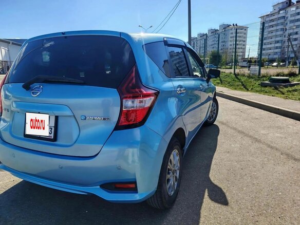 2017 Nissan Note e-Power II Рестайлинг, голубой, 1180000 рублей - вид 9