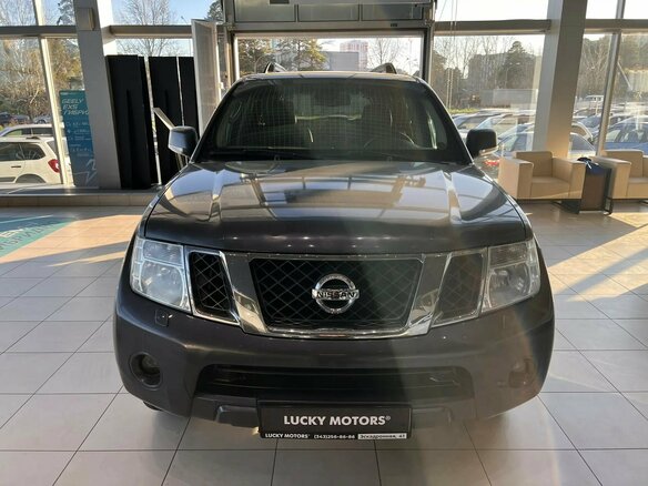 2010 Nissan Pathfinder III Рестайлинг, серый - вид 1
