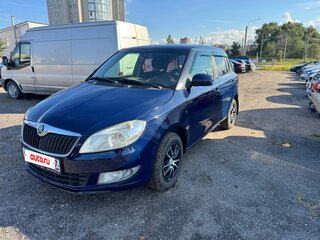 2011 Skoda Fabia II Рестайлинг, синий, 345000 рублей, вид 4