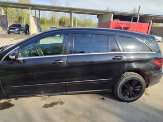2007 Mercedes-Benz R-Класс 350 I Рестайлинг, чёрный, 650000 рублей, вид 3