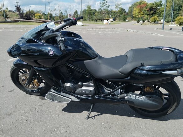 2009 Honda DN-01, чёрный, 750000 рублей