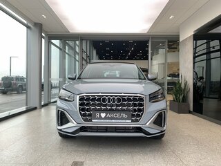 2026 Audi Q2 35 TFSI I Рестайлинг, серый, 3799000 рублей, вид 2