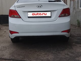 2016 Hyundai Solaris I Рестайлинг, белый, 680000 рублей, вид 2