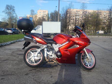 2002 Honda VFR 800, красный, 450000 рублей, вид 1