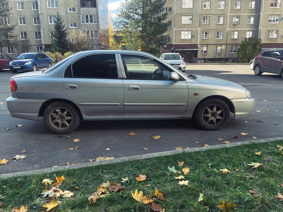 2007 Kia Spectra I Рестайлинг 2, серебристый, 105005 рублей - вид 2