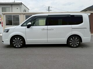 2023 Honda Stepwgn Spada VI, белый, 2260300 рублей, вид 5