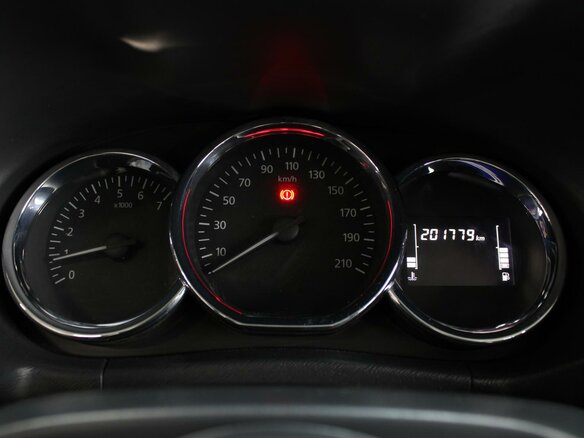 2019 Nissan Terrano III (D10), серый, 1180000 рублей - вид 11