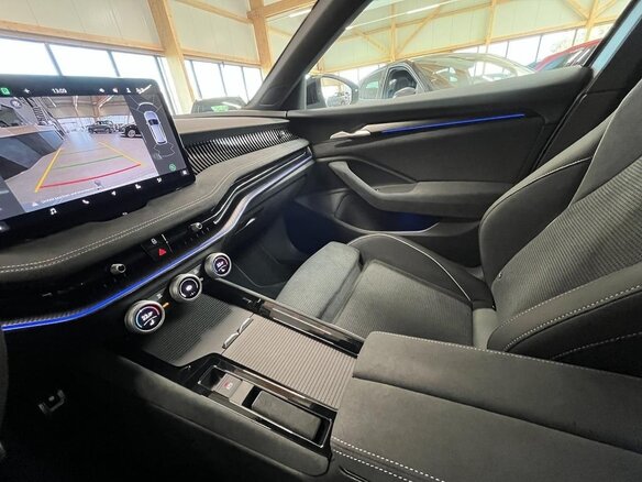 2026 Skoda Superb IV, серебристый, 5215005 рублей - вид 17