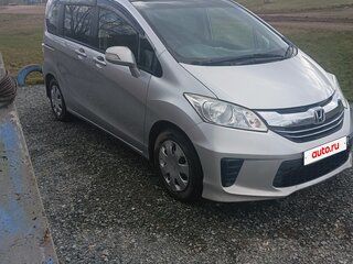 2015 Honda Freed I Рестайлинг 2, серебристый, 1150000 рублей, вид 3