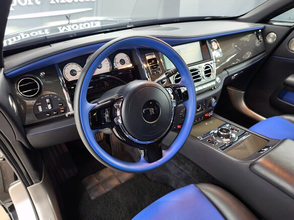 2016 Rolls-Royce Wraith Black Badge, чёрный, 27900000 рублей - вид 11