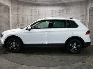 2017 Volkswagen Tiguan II, белый, 2674000 рублей, вид 5