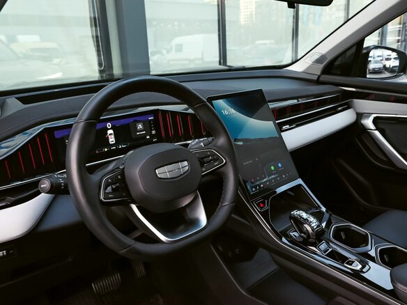 2024 Geely Atlas II, чёрный, 3089000 рублей - вид 15