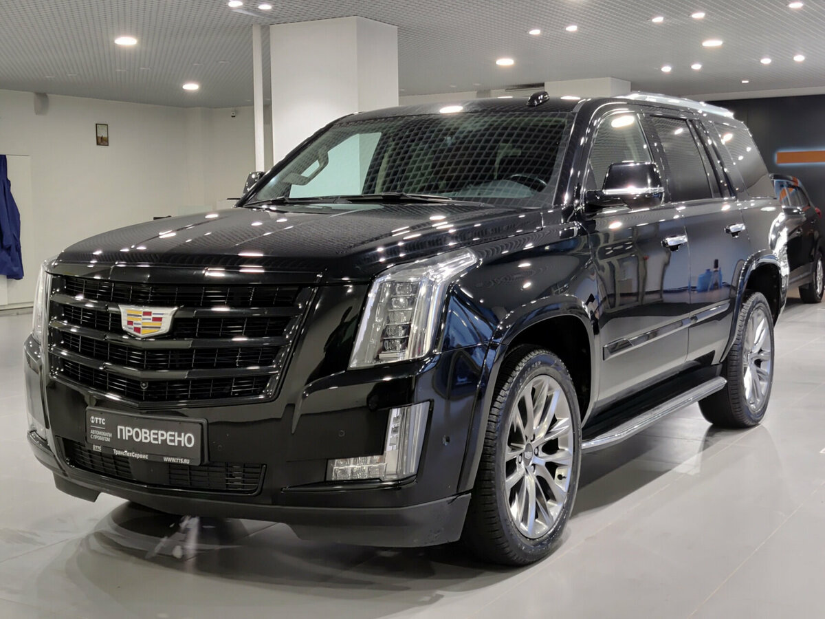 Открыть фотографии: Cadillac Escalade IV